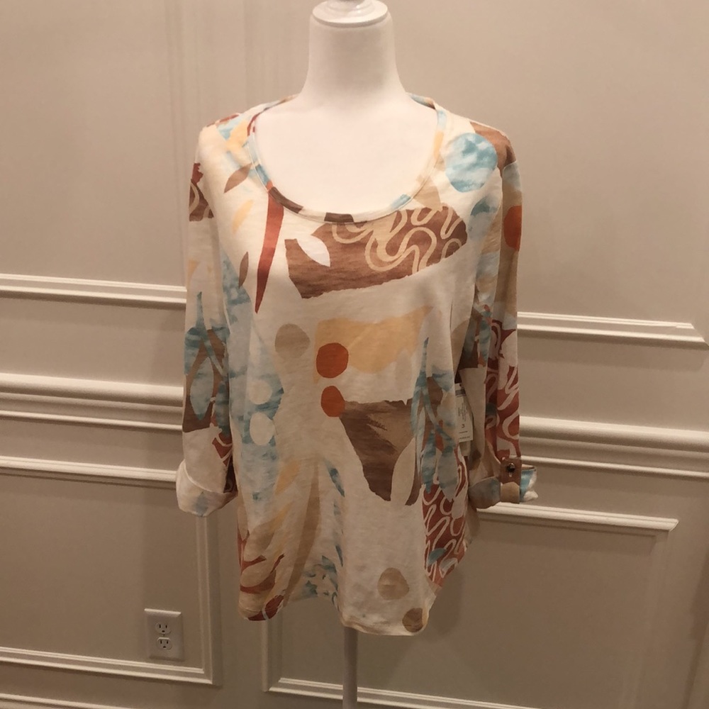 NWT! Chico’s Knit Top with Three Quarter Sleeves